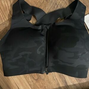Lululemon front zip sports bra
